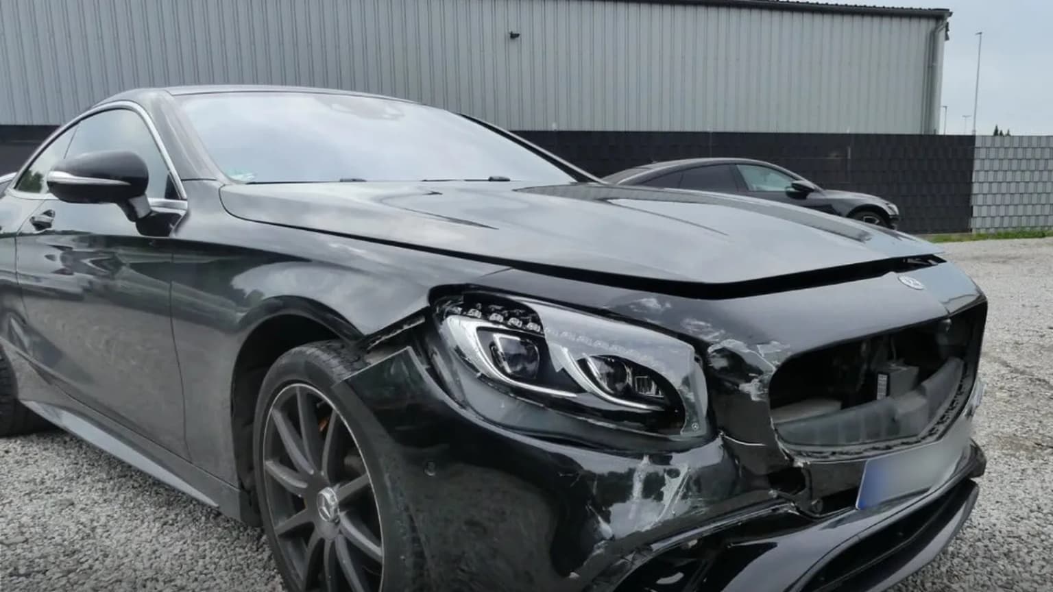 Totalschaden nach Unfall: 130%-Regel, Restwert und Ihre Ansprüche
